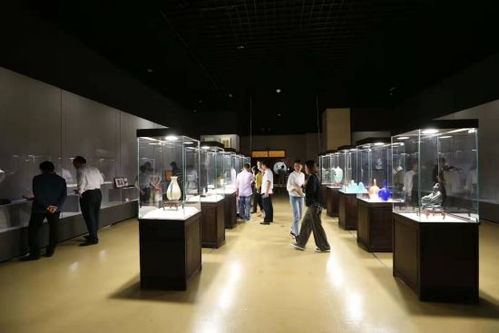精品薈萃 70位工藝美術大師帶領120余件精湛作品亮相山東博物館